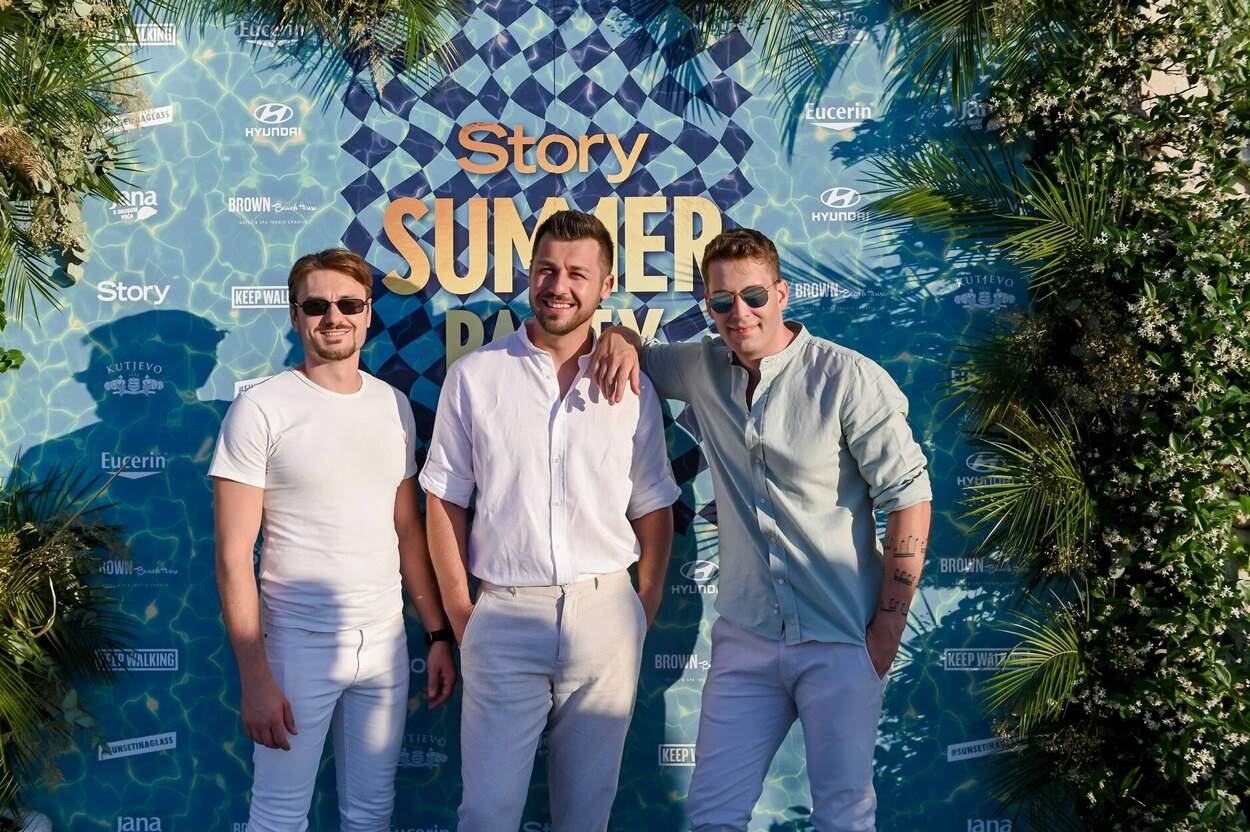 STORY SUMMER PARTY OKUPIO BROJNE ZVIJEZDE: Poznate dame očarale modnim izdanjima na bajkovitoj lokaciji