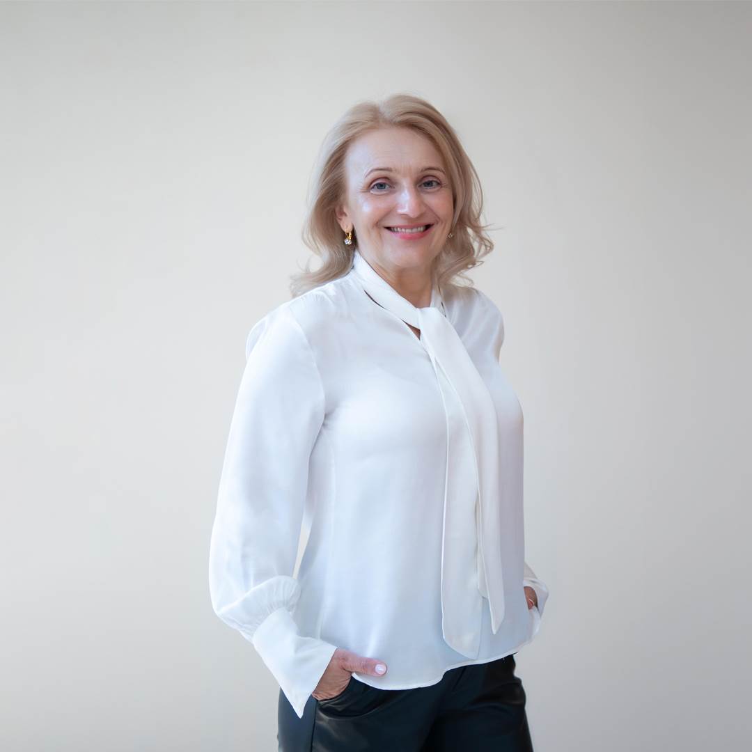 Profesionalni coach, NLP i Mindfulness trenerica, energetska terapeutkinja te vlasnica obrta Invista Coaching