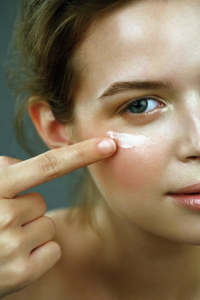 žena make up