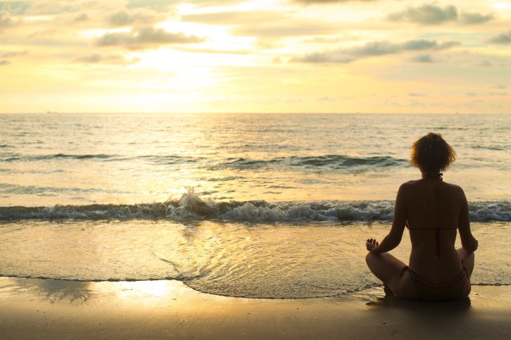 žena meditacija