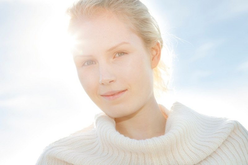 žena sunce