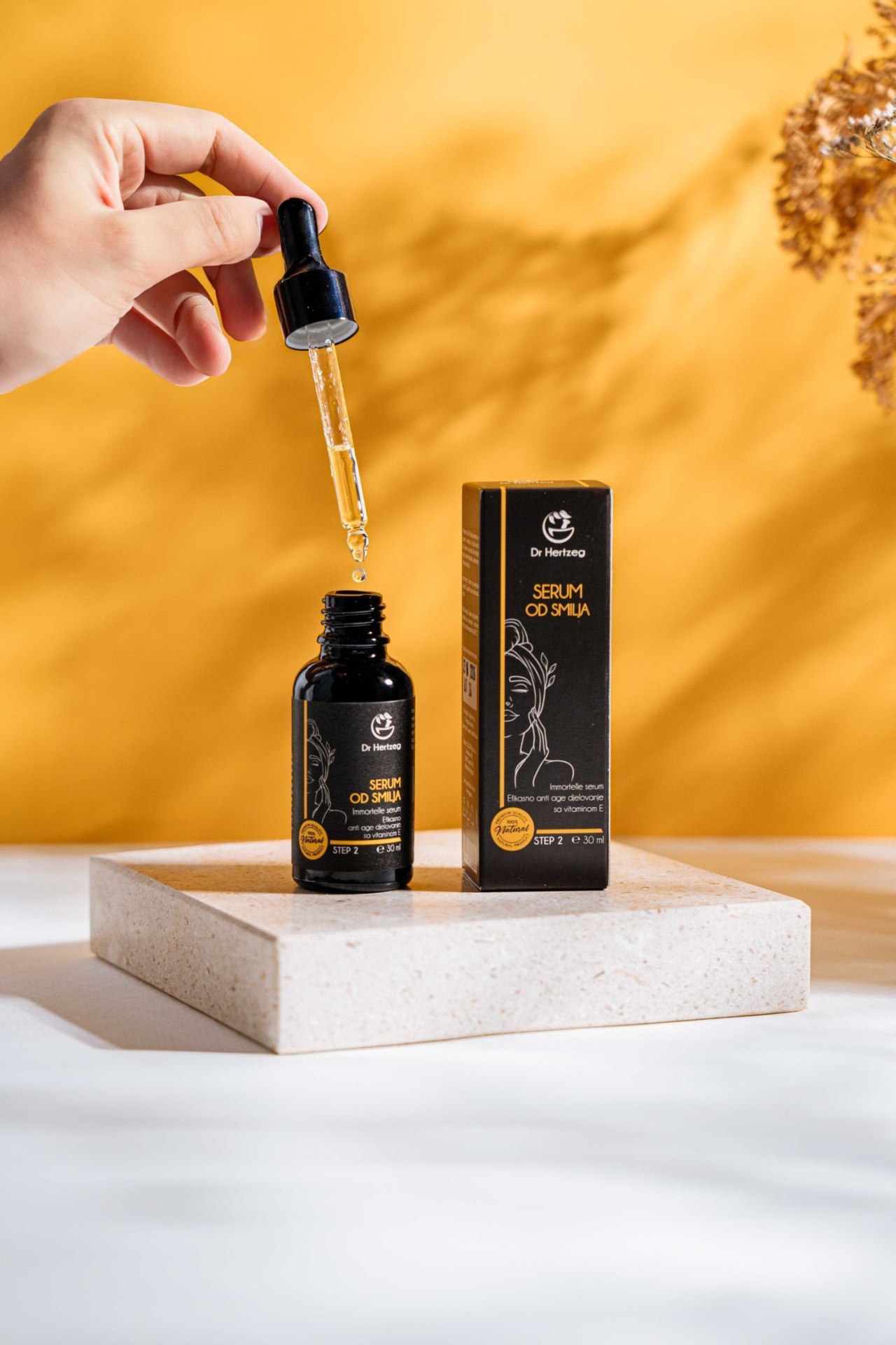 Serum za lice od smilja.jpg