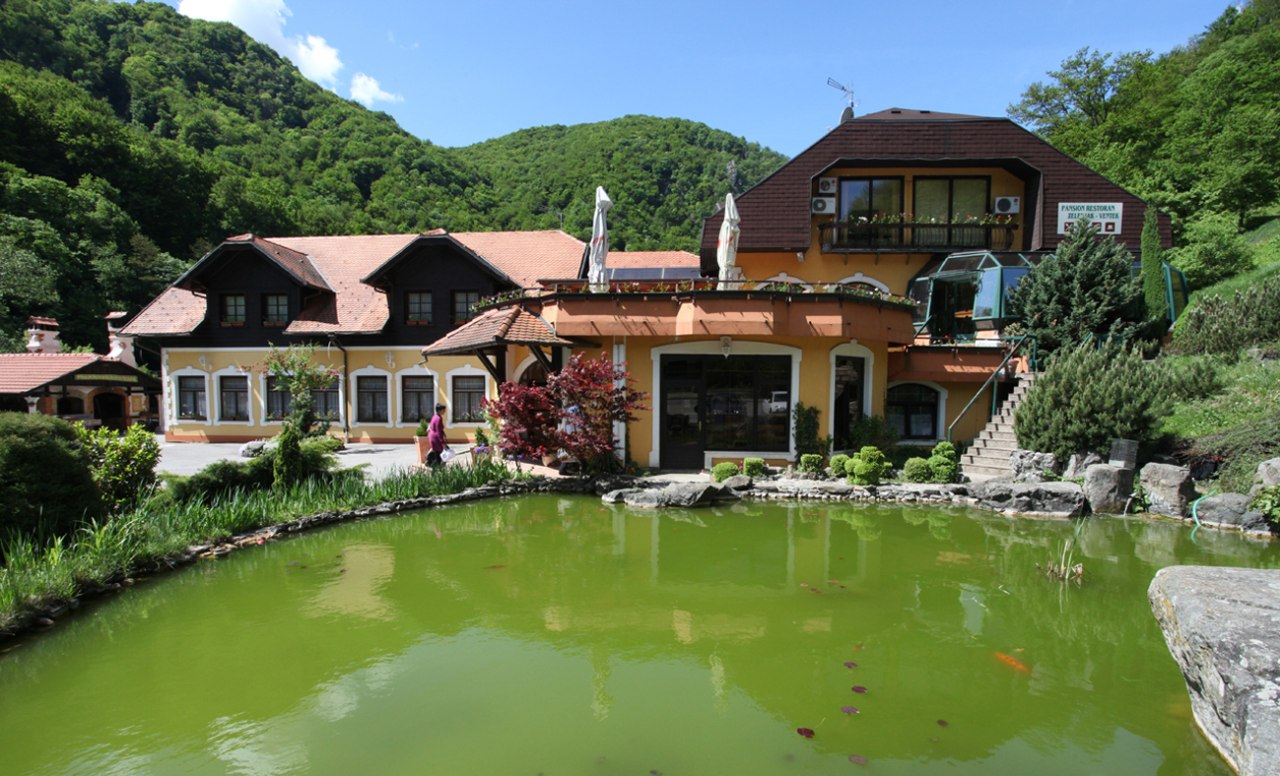 FOTO 2_Vila_zelenjak_ventek.jpg