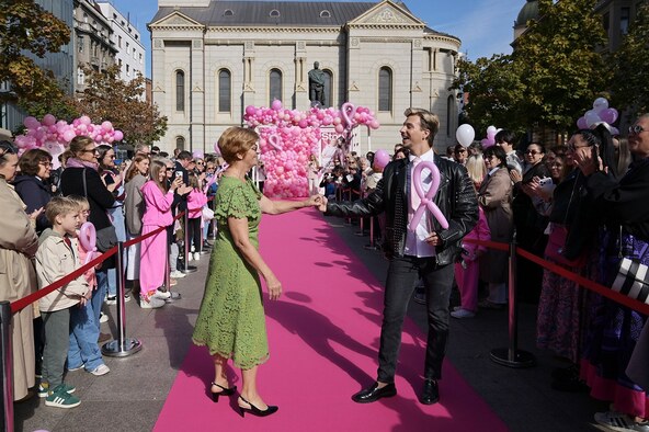Petnaest godina nade, hrabrosti i nepokolebljive podrške kulminiralo je na ovogodišnjem
Story Pink Festu