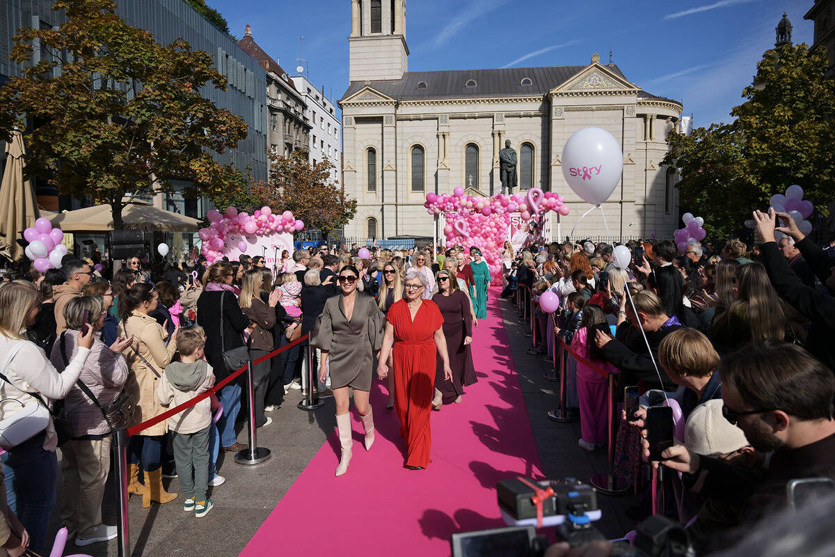 Petnaest godina nade, hrabrosti i nepokolebljive podrške kulminiralo je na ovogodišnjem
Story Pink Festu