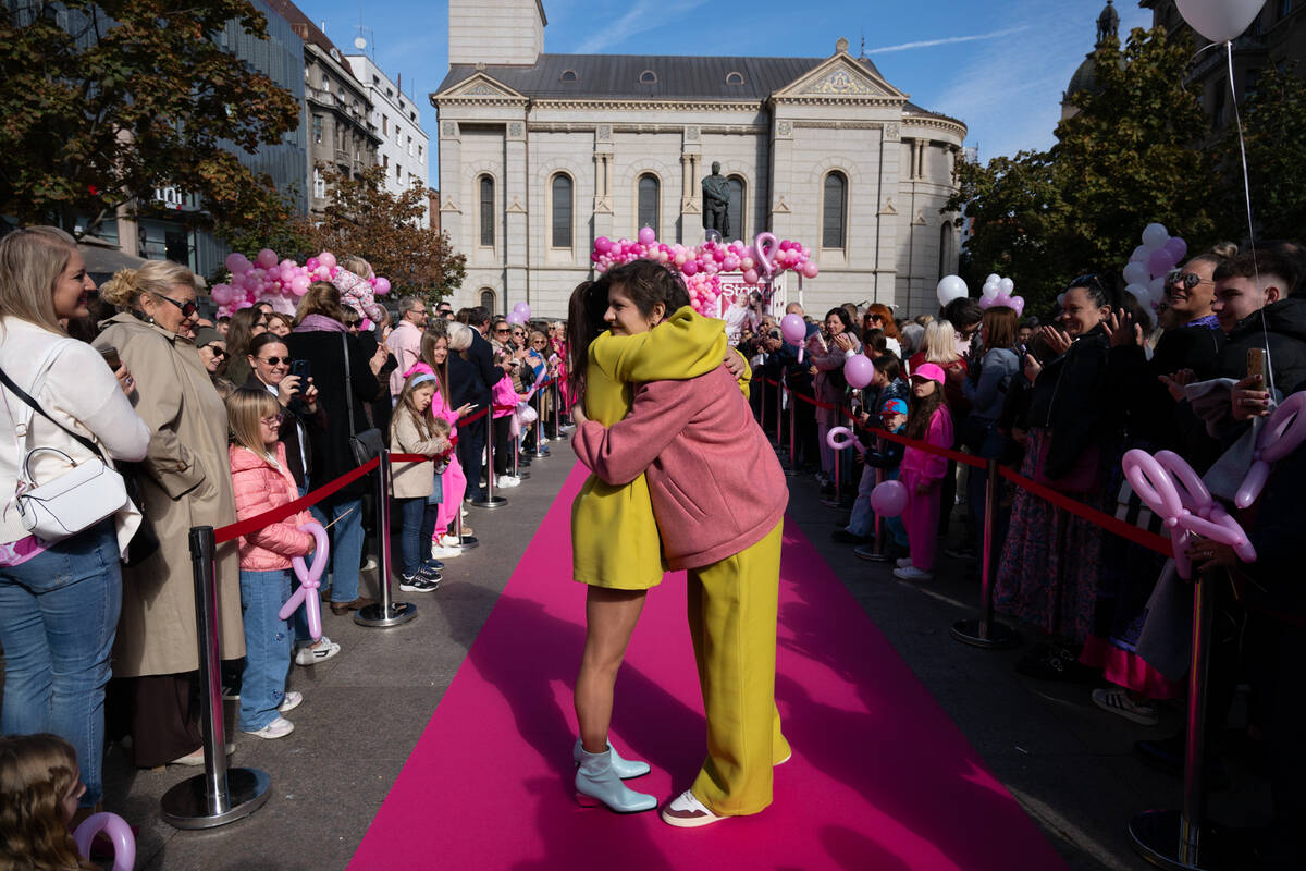 Petnaest godina nade, hrabrosti i nepokolebljive podrške kulminiralo je na ovogodišnjem
Story Pink Festu
