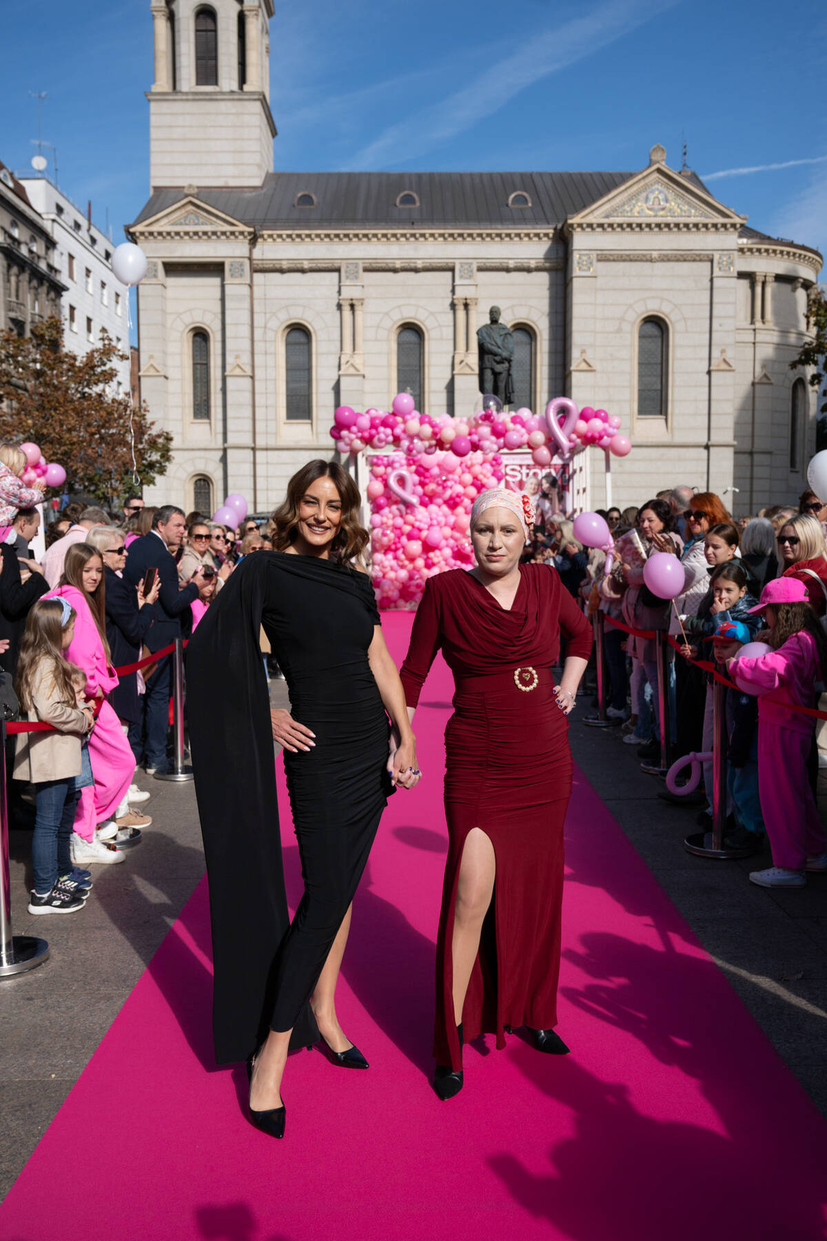 Petnaest godina nade, hrabrosti i nepokolebljive podrške kulminiralo je na ovogodišnjem
Story Pink Festu