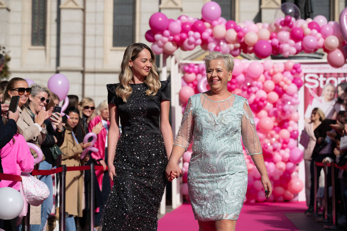 Petnaest godina nade, hrabrosti i nepokolebljive podrške kulminiralo je na ovogodišnjem
Story Pink Festu