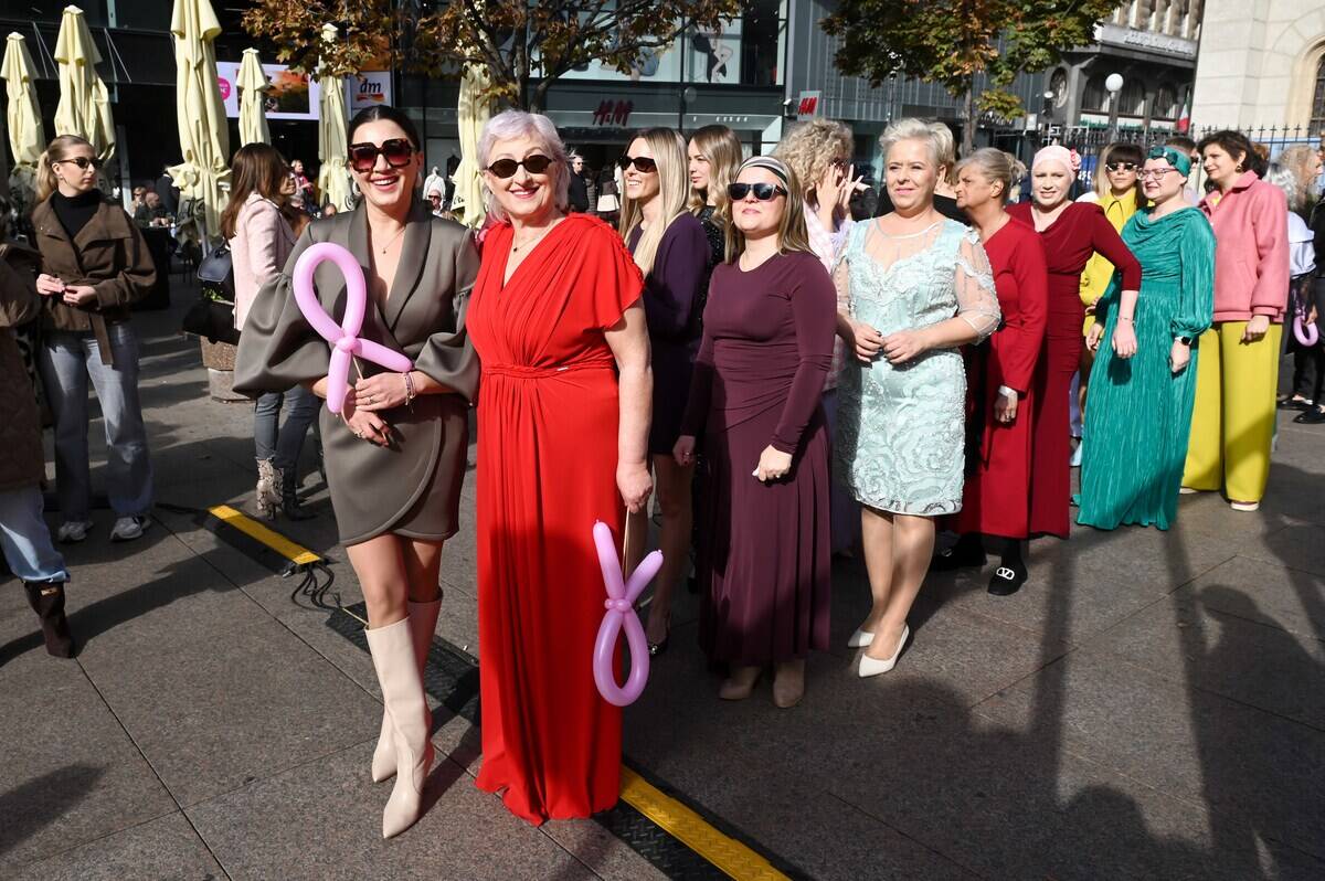 Story Pink Fest: Hrabre dame u haljinama domaćih dizajnera prošetale pink modnom pistom u pratnji poznatih osoba