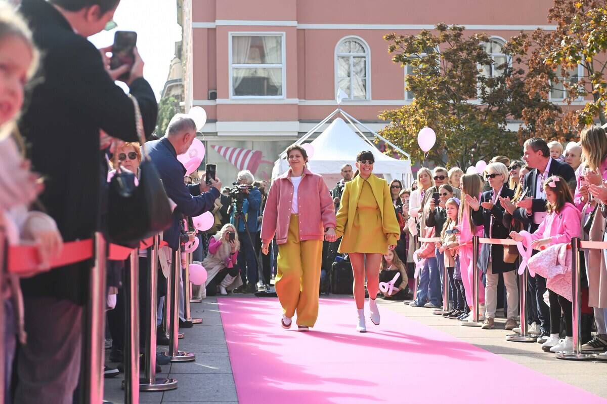 Story Pink Fest: Hrabre dame u haljinama domaćih dizajnera prošetale pink modnom pistom u pratnji poznatih osoba