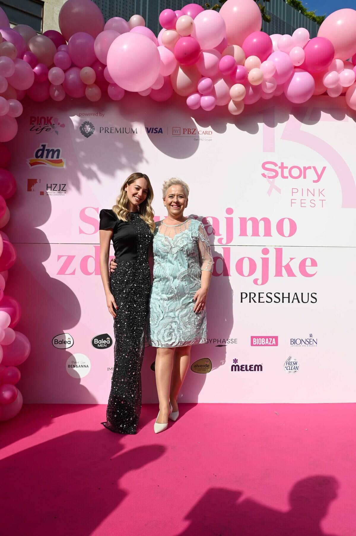Petnaest godina nade, hrabrosti i nepokolebljive podrške kulminiralo je na ovogodišnjem
Story Pink Festu