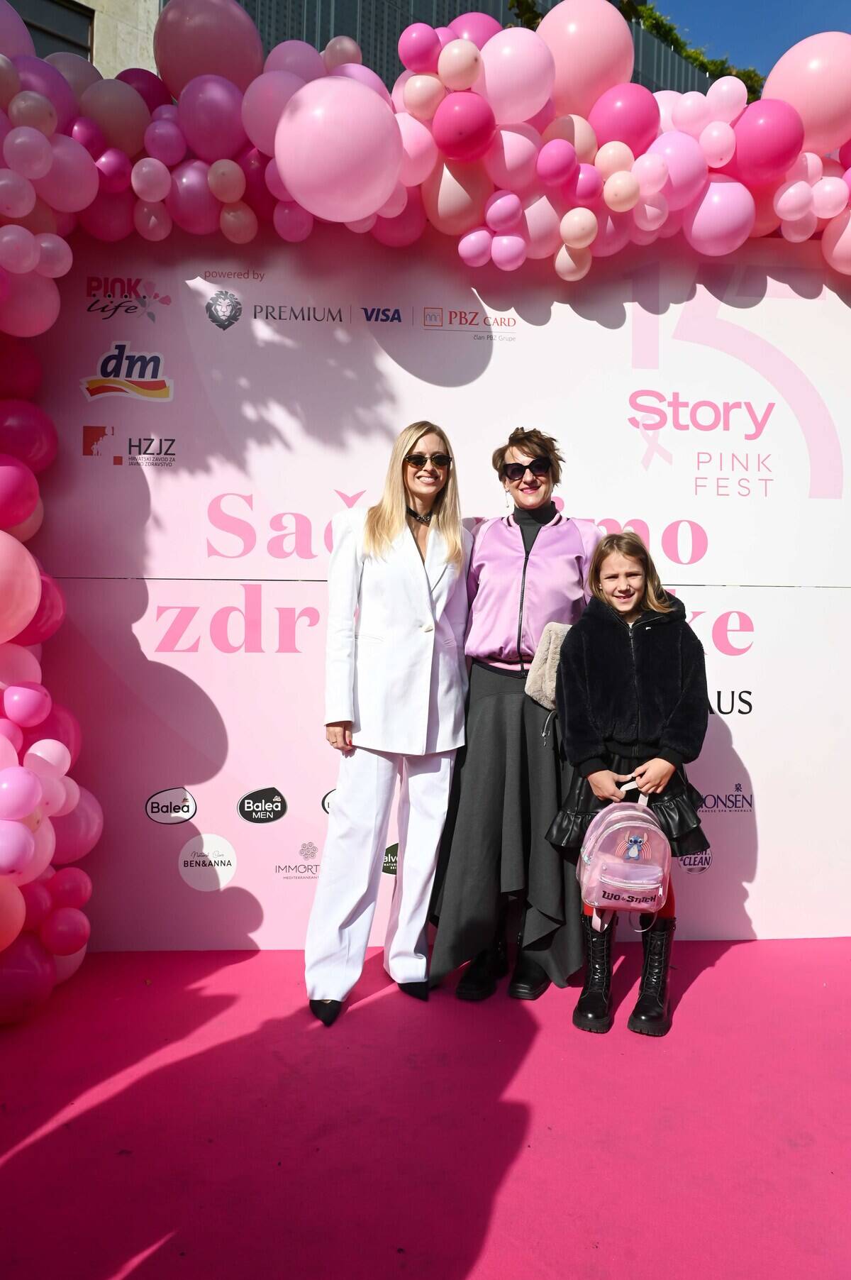 Petnaest godina nade, hrabrosti i nepokolebljive podrške kulminiralo je na ovogodišnjem
Story Pink Festu