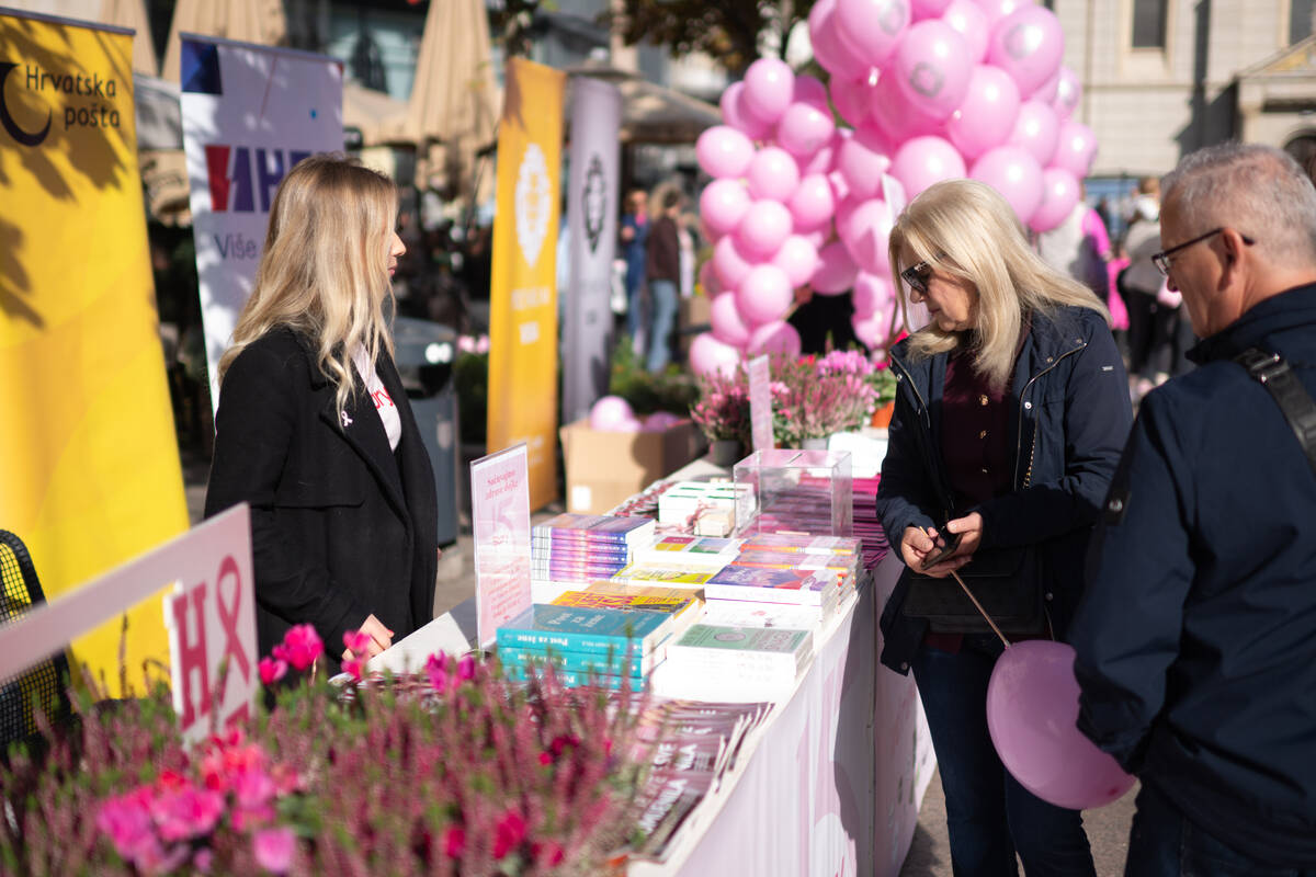 Petnaest godina nade, hrabrosti i nepokolebljive podrške kulminiralo je na ovogodišnjem
Story Pink Festu