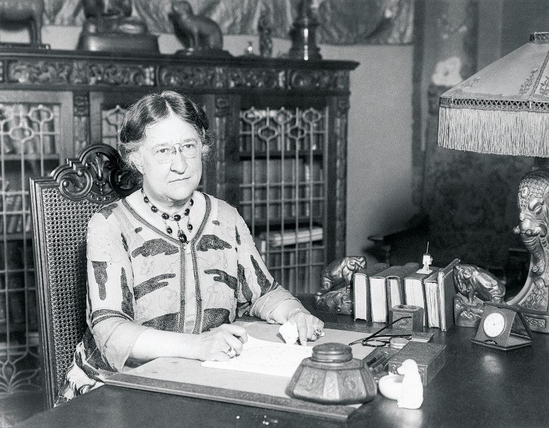 Evangeline Adams
