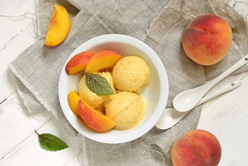 Sorbet od bresaka s lavandom sladoled