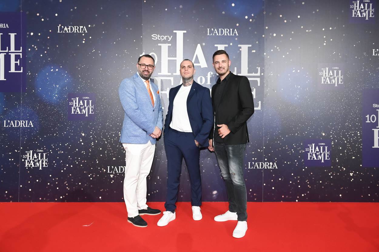 U NAJGLAMUROZNIJOJ VEČERI STORY DODIJELIO 20 NAGRADA: Među dobitnicima su Let 3, Maja Šuput, Tereza...