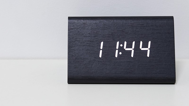 digitalni sat 1144