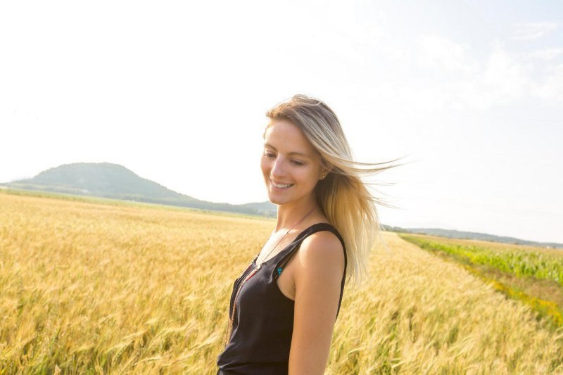 žena ljeto