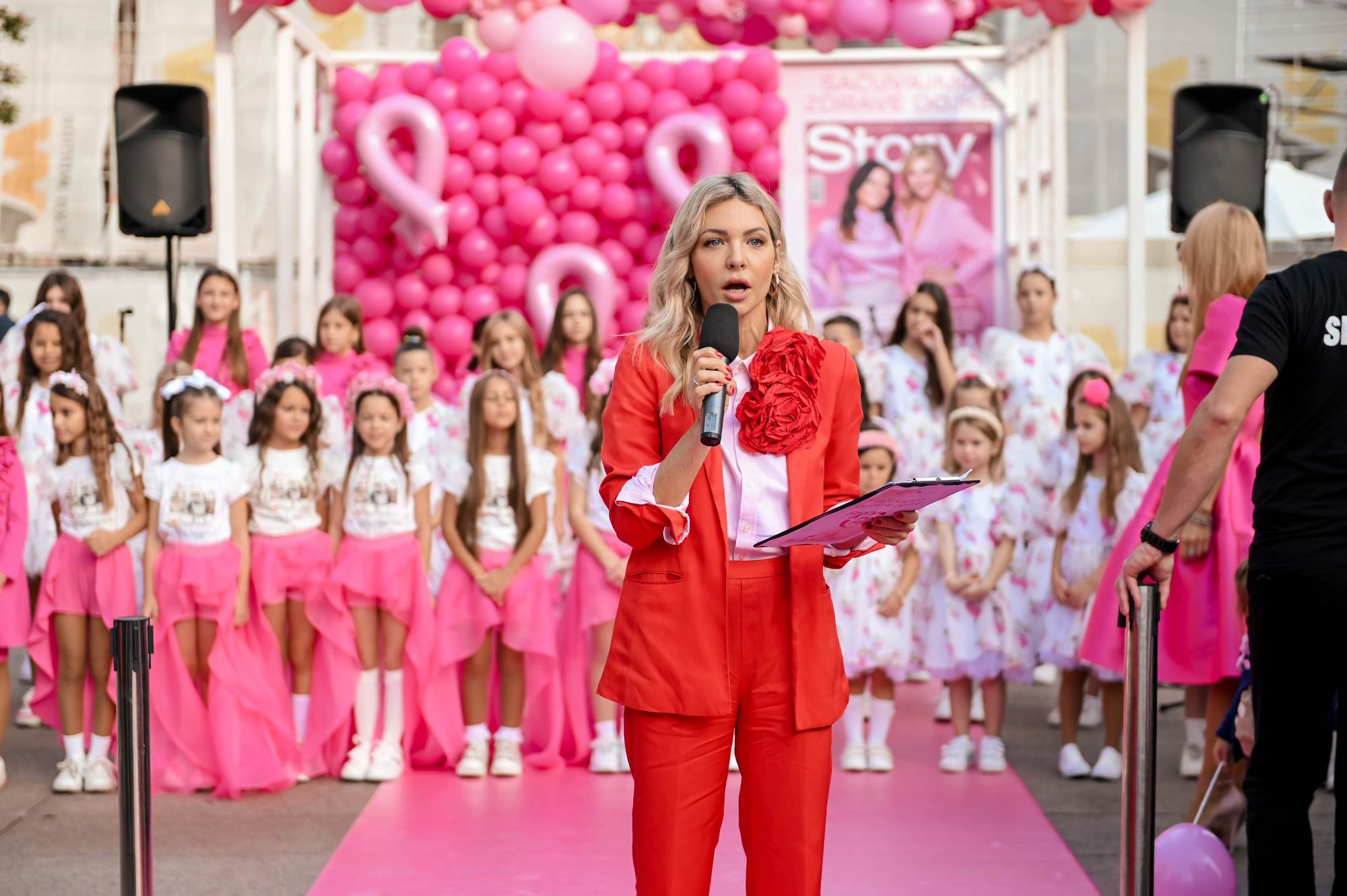 Story PINK 2023 web_RG (7).JPG
