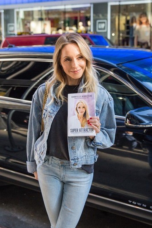 Gabrielle Bernstein
