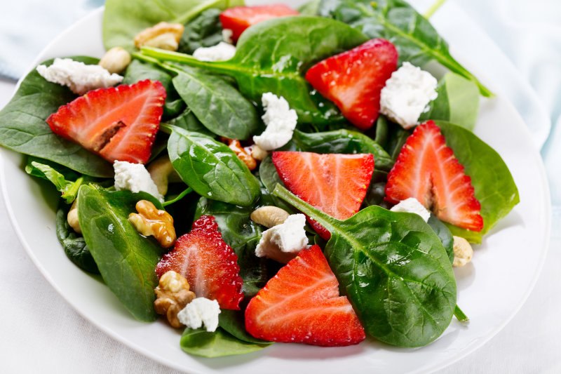 salata od jagoda i feta sira