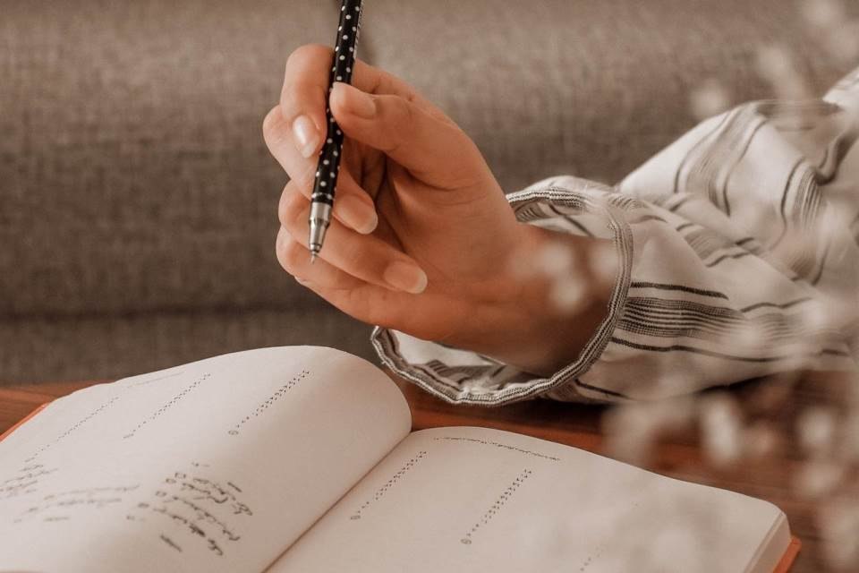 pexels-zeinab-ghassemi-7419233