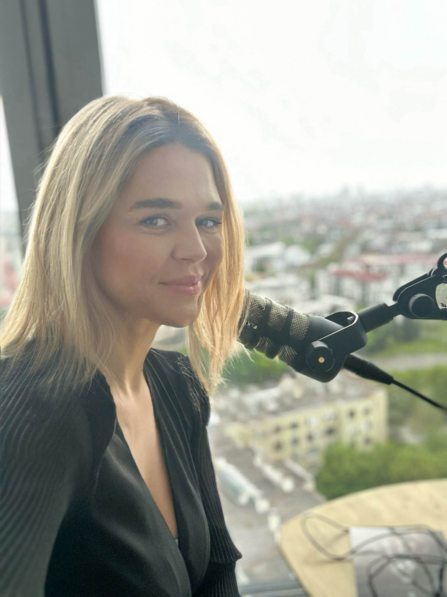 Međunarodno akreditirani EMCC practitioner coach, motivator i kolumnist. Intuitivno-energetsko-holistički savjetnik sa više od 20 godina iskustva rada u vođenju ljudskih potencijala. Detaljnije na https://www.instagram.com/danijelaloncaric76/