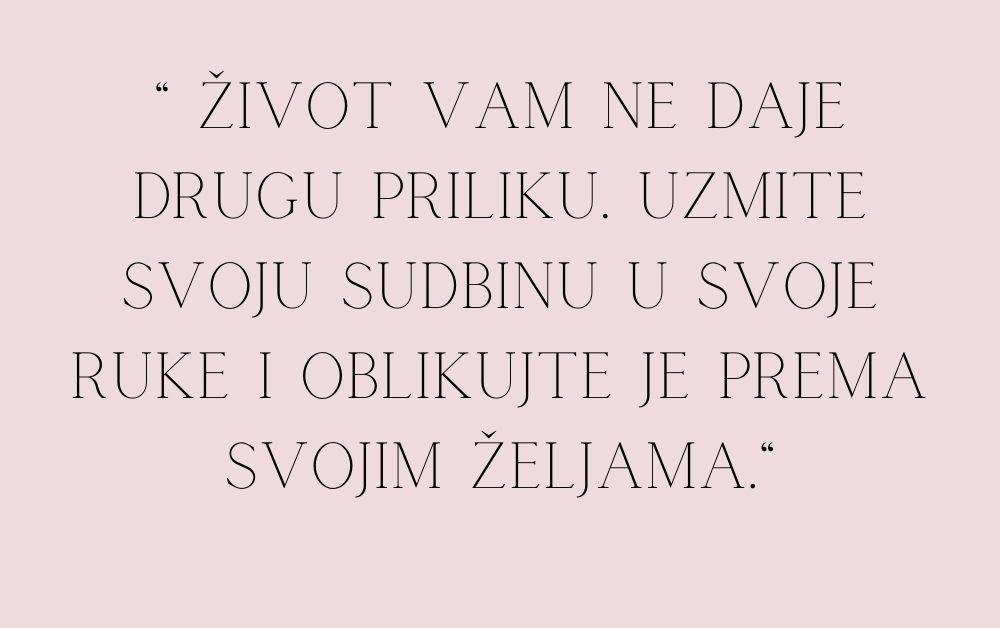 Coco Chanel biografija.jpg