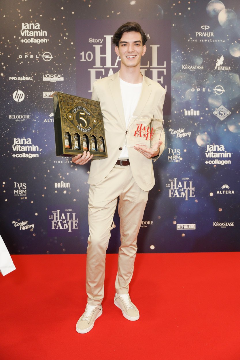 U NAJGLAMUROZNIJOJ VEČERI STORY DODIJELIO 20 NAGRADA: Među dobitnicima su Let 3, Maja Šuput, Tereza...