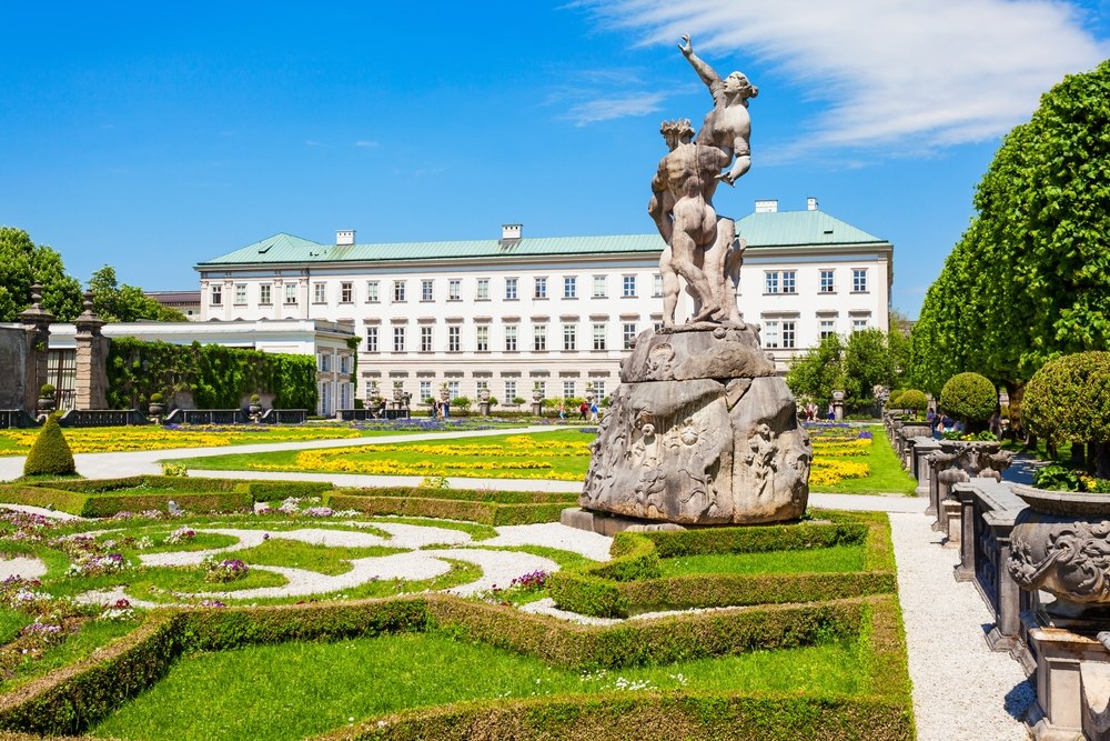 Mirabell palača