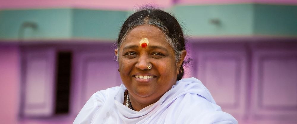 Sri Mata Amritanandamayi Devi.jpg