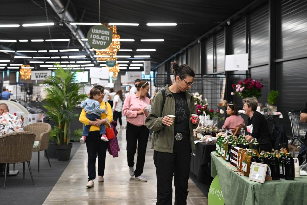 GetOriginalImageById  10.jpg