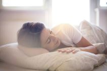 žena spava