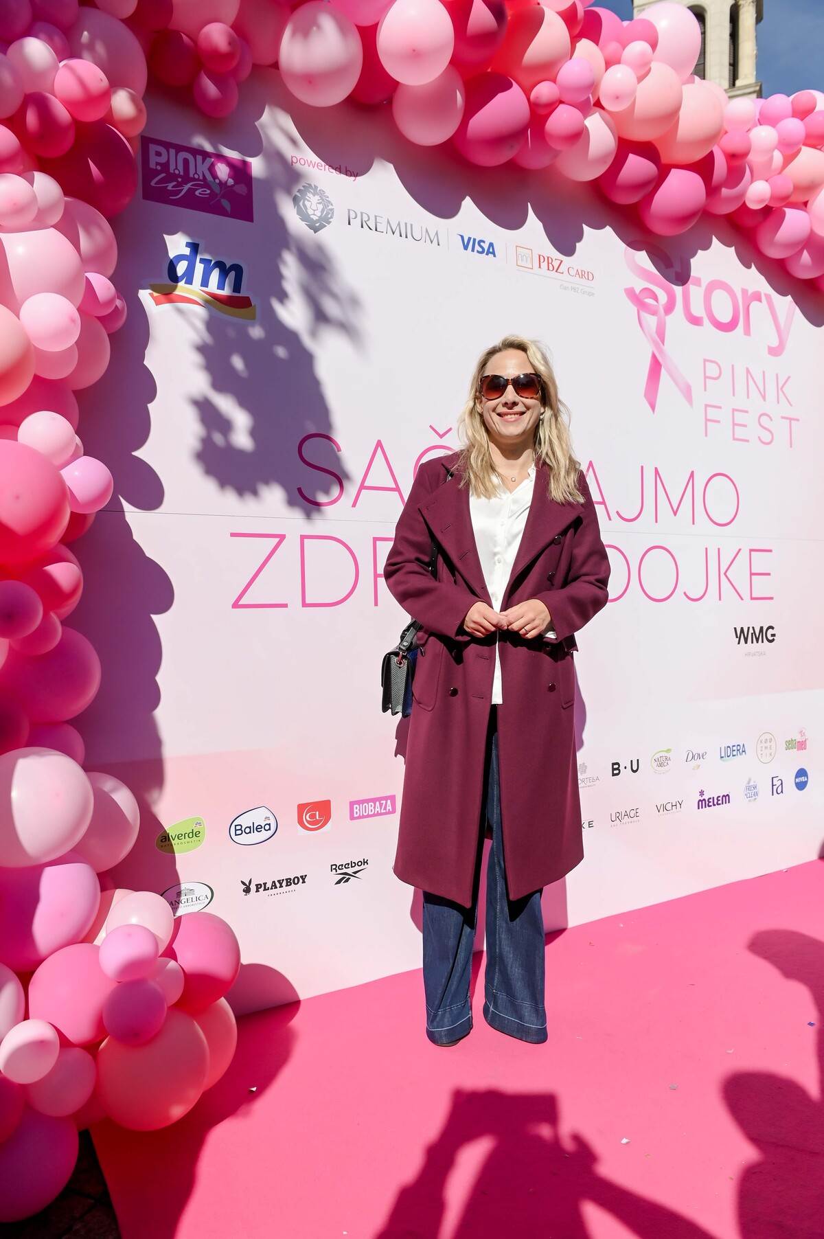 Pink modna pista u srcu Zagreba: Kreacije domaćih dizajnera nosile su junakinje Udruge P.I.N.K. life i poznate osobe