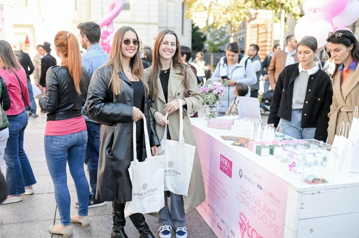 Pink modna pista u srcu Zagreba: Kreacije domaćih dizajnera nosile su junakinje Udruge P.I.N.K. life i poznate osobe
