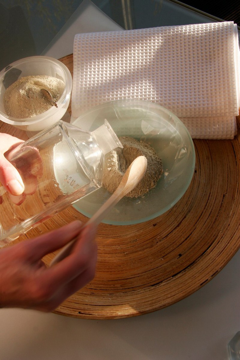 glina, voda, piling, maska