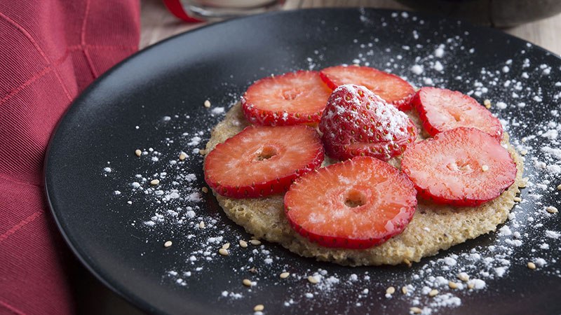 hrana palačinke sa sezamom i zobenim pahuljicama