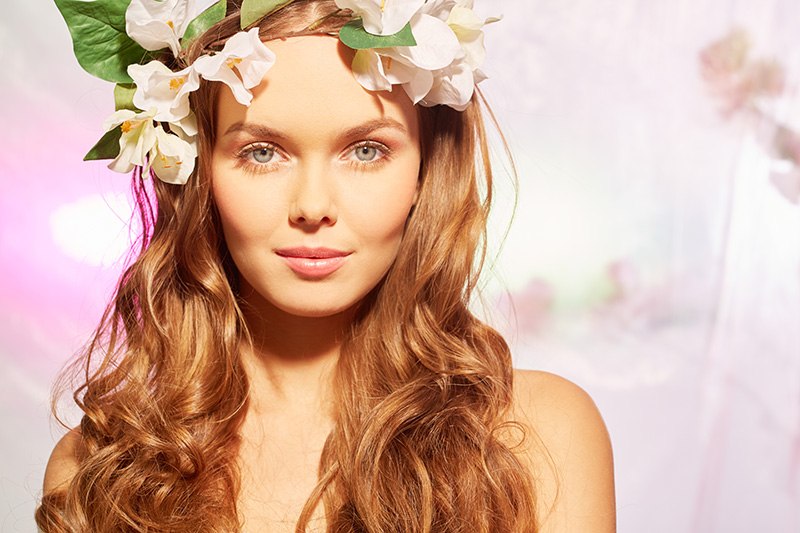 žena kraljica cvijeće kruna