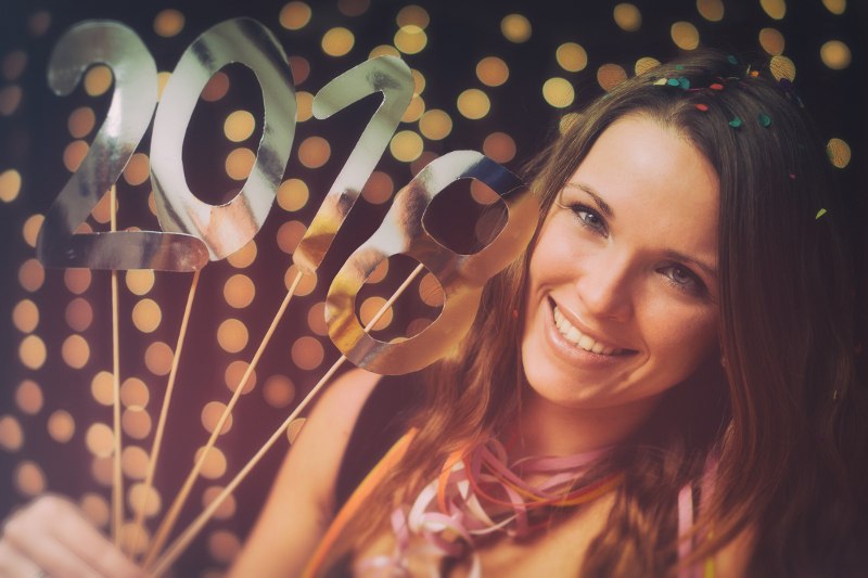 žena sreća nova godina