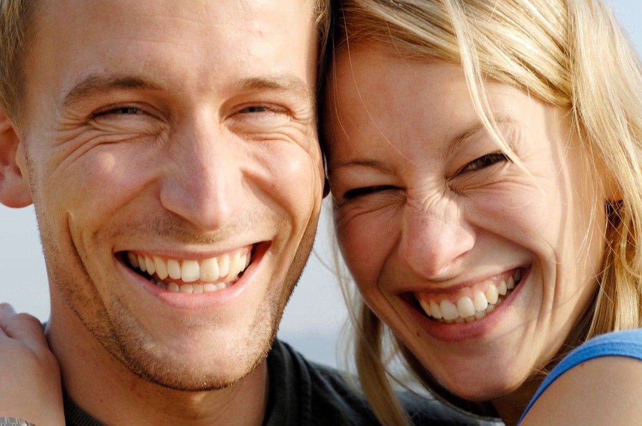 par ljubav sreća koliko je smisao za humor važan za vezu?