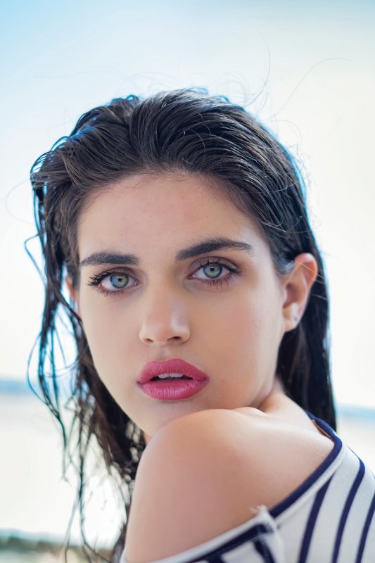 žena - rižina voda za sjajnu kosu