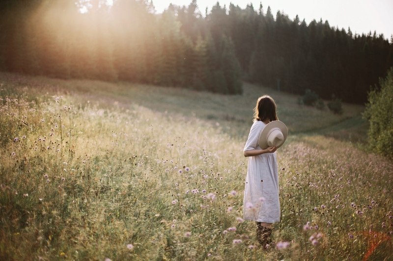 žena, livada, sloboda