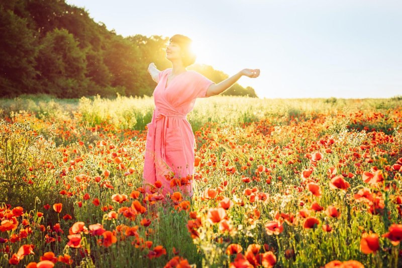 žena,priroda, proljeće