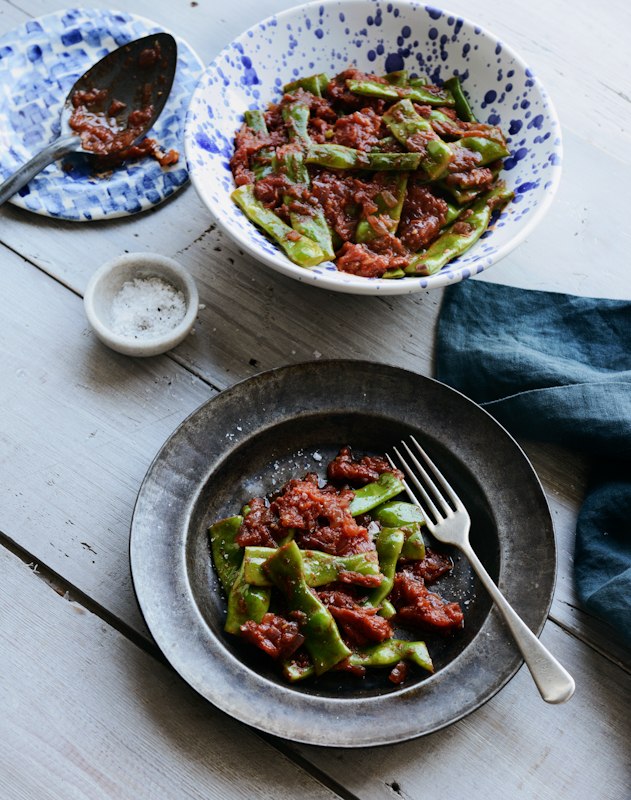 emiko davies, mahune