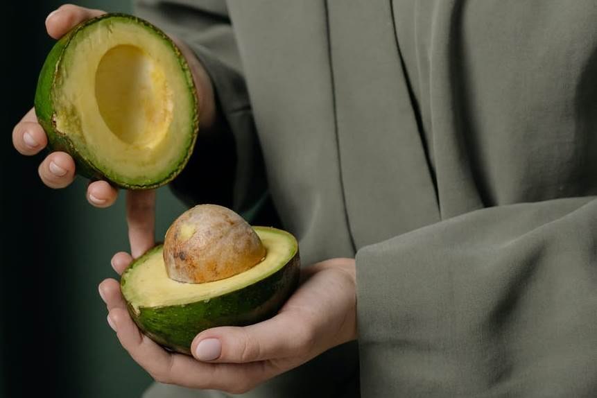 Maska za suhu kožu lica od avokada