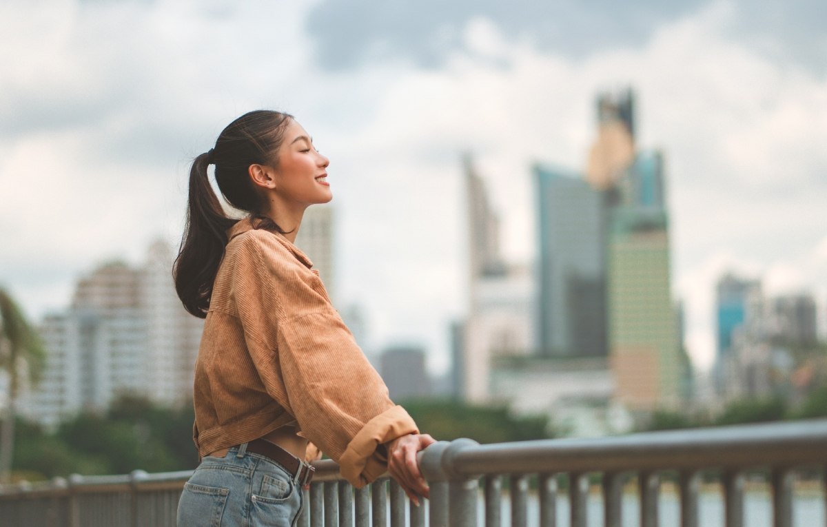 Sadašnji trenutak, žena.jpg