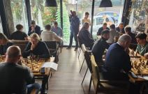 Šahovski turnir u restoranu Botanist.jpg