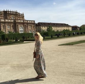 Claudia Schiffer njega.jpg