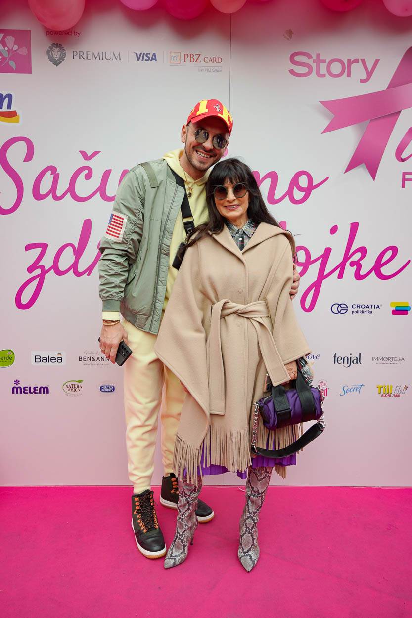Story Pink Fest