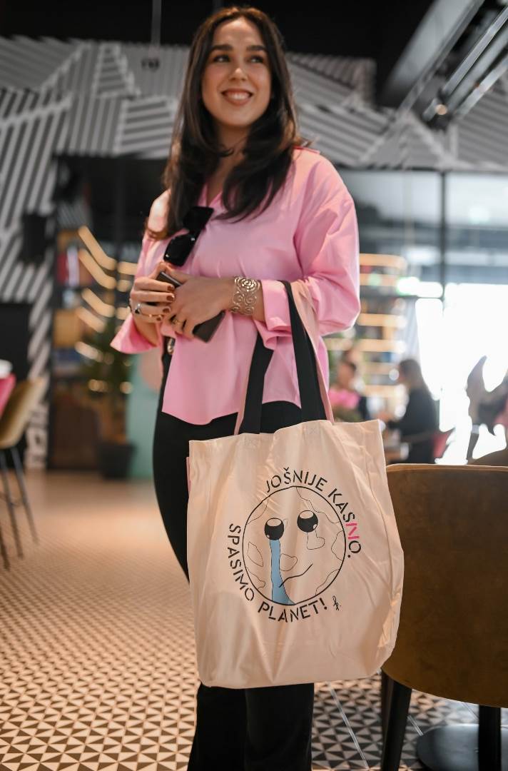 Panel #dasamprijeznala Story Pink.jpeg